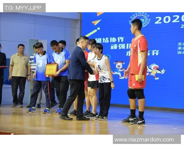 西安排球队的战术意识与传统球队的深度对比分析