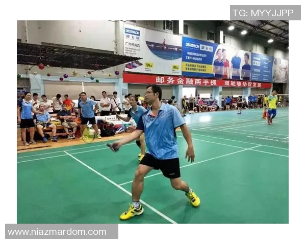 上海羽毛球队反击战术解析与实战应用探讨