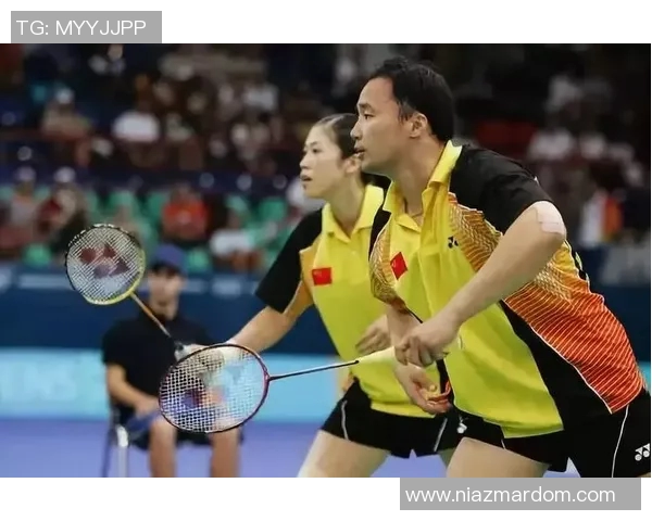 北京羽毛球队战术变革引发热议探讨新策略与未来发展方向 北京羽毛球队战术变革引发热议探讨新策略与未来发展方向